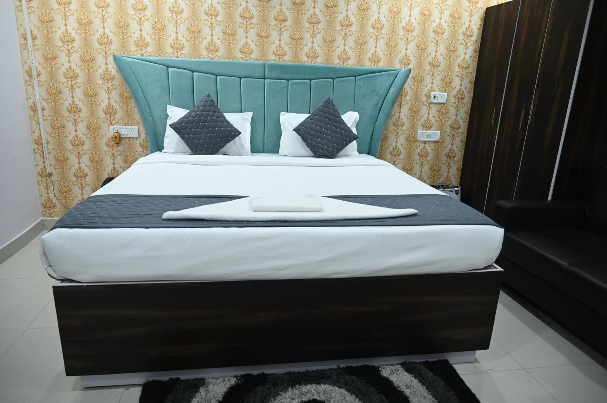 Hotel Diamant Inn Patna  Exterior photo